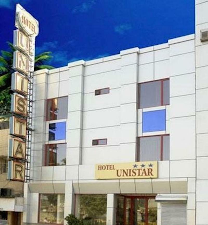 Hotel Unistar Nowe Delhi Zewnętrze zdjęcie