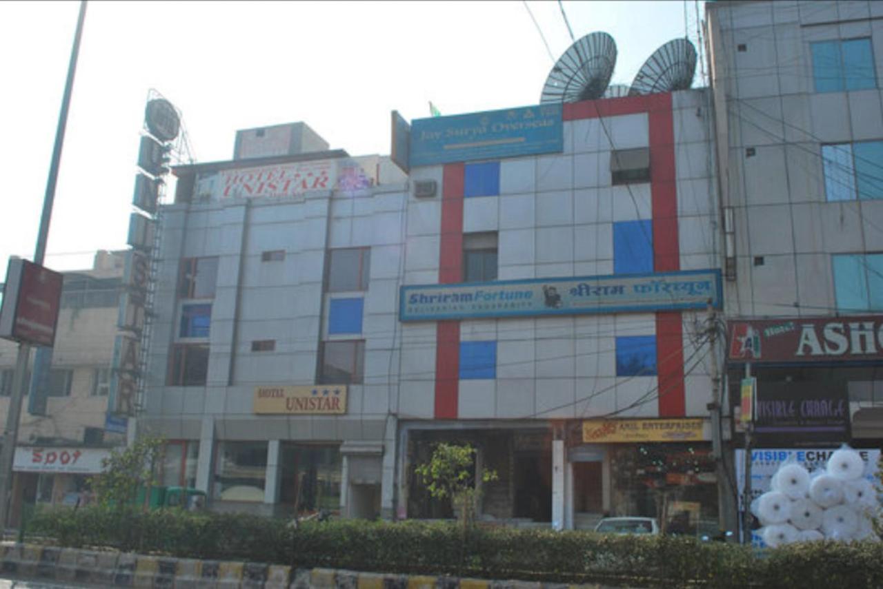 Hotel Unistar Nowe Delhi Zewnętrze zdjęcie
